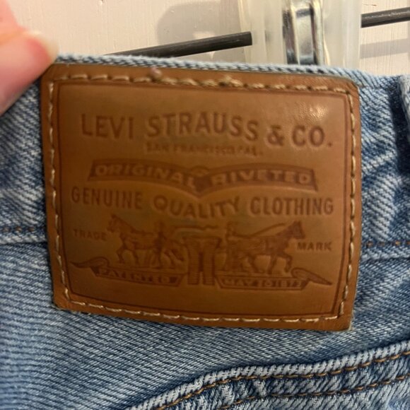 Levi's High Waist Ribcage Straight Ankle Jeans - Picture 5 of 6